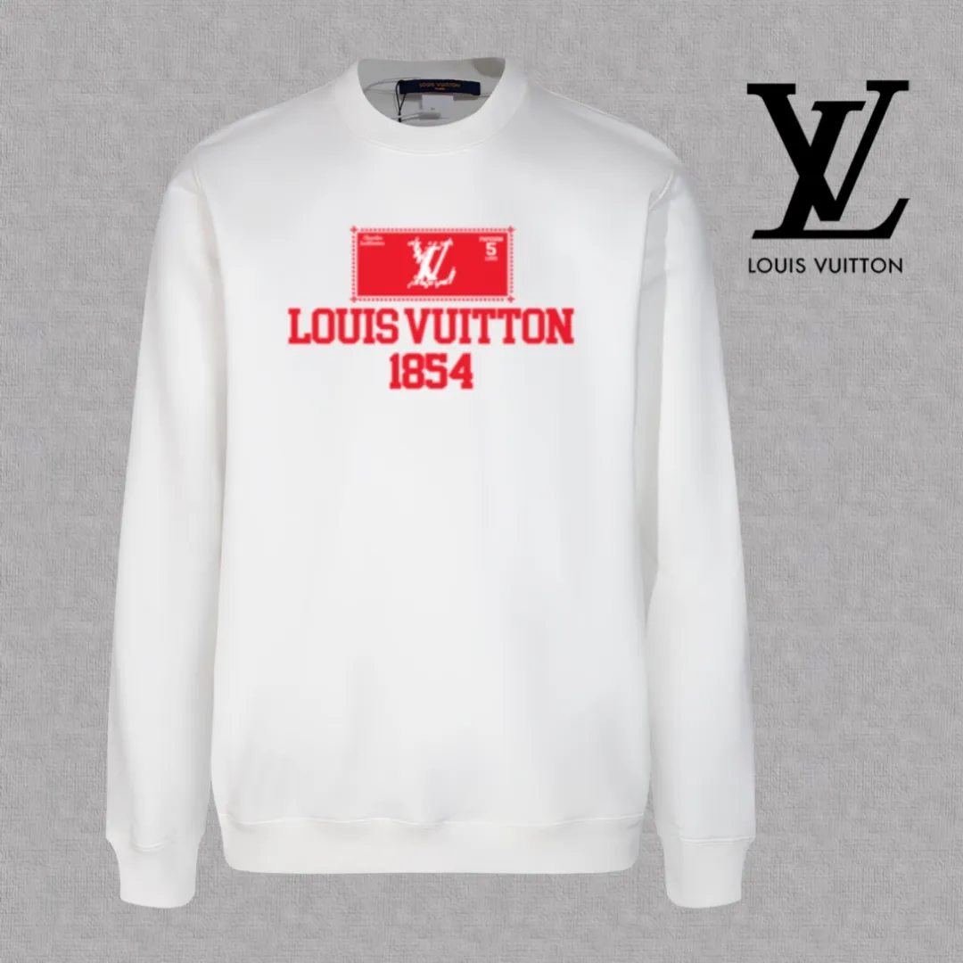 🅿️250 hot style on the shelves🔥❗ 💫〖Louis Vuitton LV〗 Fashionable round neck sweatshirt, casually matched with various styles, it is perfectly handsome😎The whole dress is made of double waistcoats, which makes the whole dress more three-dimensional. Not ordinary factories can do such fine work. The 2025 spring style counters are on sale, exquisite round neck terry sweatshirt, high-end double-strand pure cotton Customized drawstring ribs are dyed in the same vat and are complete with three standards. The chest craftsmanship adopts a simple and elegant pattern on the chest, which is easy to control for any age group! Fit and comfortable! Customized thickened 440g terry sweatshirt fabric, soft and comfortable to the touch, with a three-dimensional shape! 🙌🏻 It’s also very breathable, so it’s a versatile style that can be worn with any outfit! ✔Color: Black White Apricot Size: S M L XL 2XL